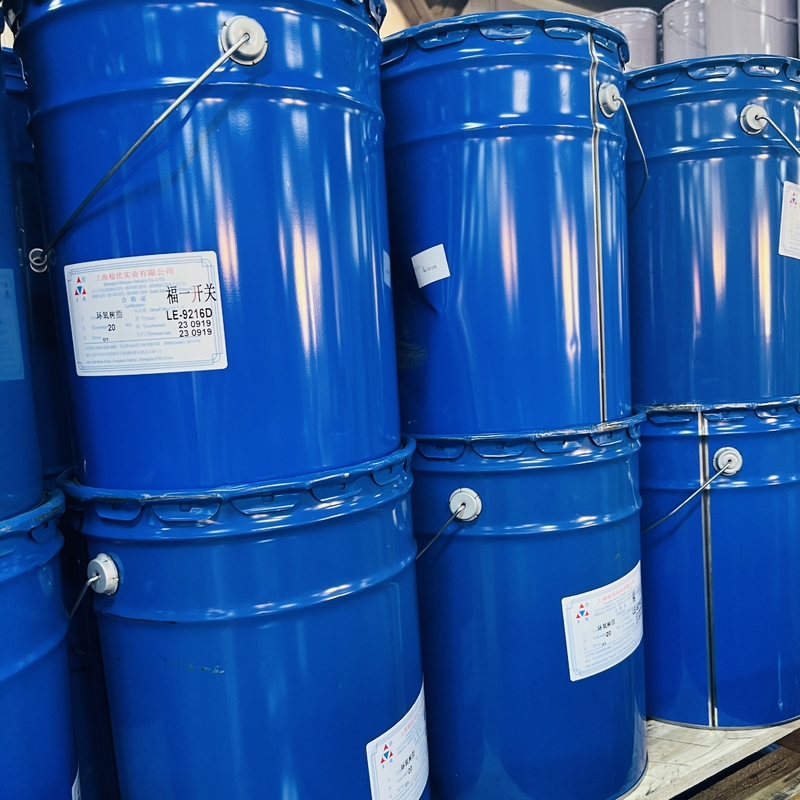 140°C Flash Point Curing Epoxy Resin Insulation LE-8516/LH-8516 Agen Pelepasan Cetakan
