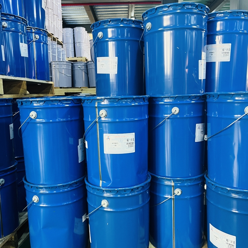 APG dan casting resin Epoxide dan hardeners untuk komponen listrik dengan trafo