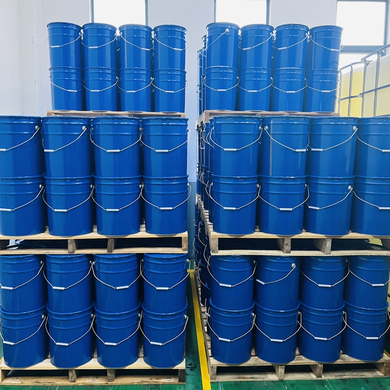 Ketahanan panas yang tinggi Insulasi listrik resin epoksi Kelas V-0 Kelaparan Waktu pengerasan 130-140 ° C × 6-10 jam