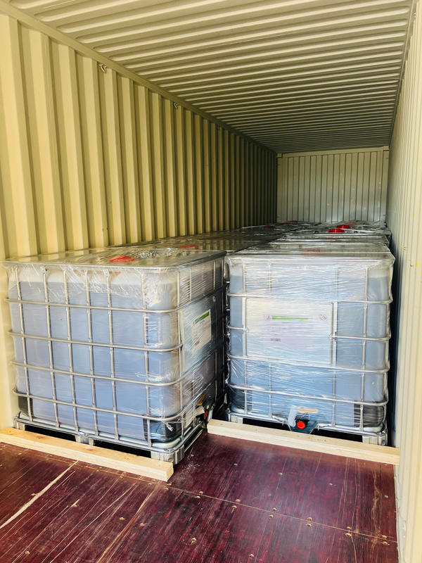 Kristal Liquid Epoxy Resin untuk 10-35kv Komponen Isolasi Listrik dengan Milky White Sticky Liquid