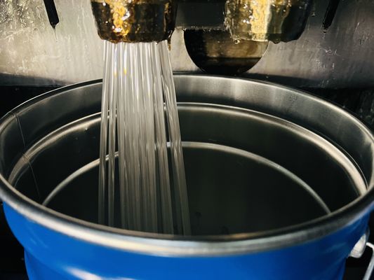 Kekuatan Epoxy Resin Casting untuk Kekuatan Tarikan 60-80N/mm2 Shelf Life Crystal Liquid