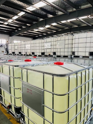 Kekuatan Dielektrik 20-30kV / mm dan Penyusutan Pengeringan 0,8-1,0% Senyawa Epoxy Listrik